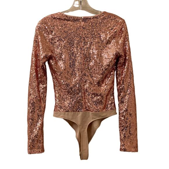 Rehab Rose Gold Sequin Long Sleeve Deep V-Neck Body Suit Size Small - Picture 2 of 9